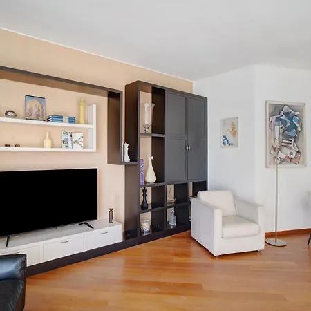 Mamariviera Holidays شقة *